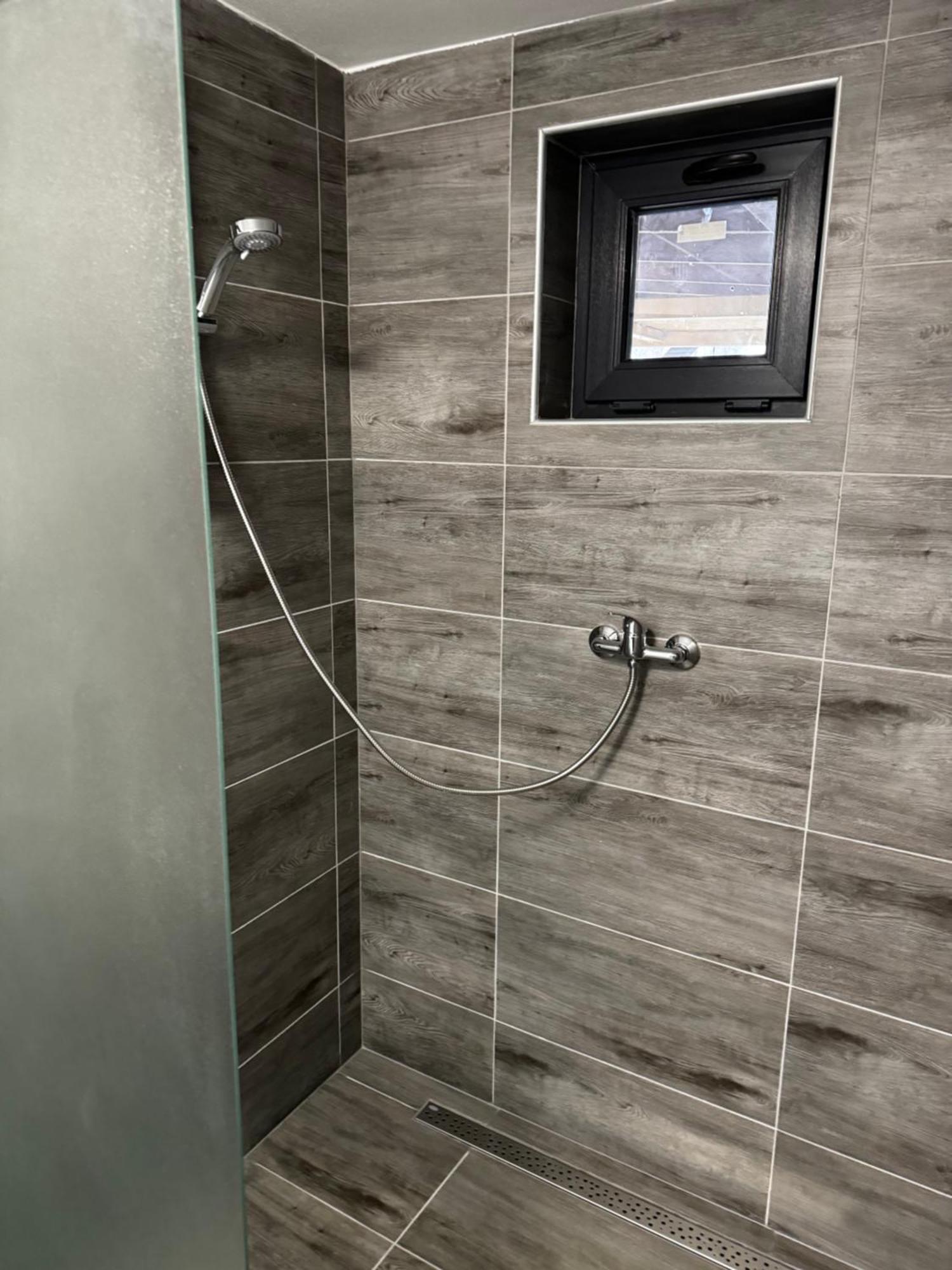 Chatka Jaegerhaus K Myslivne 26 Libochovice エクステリア 写真